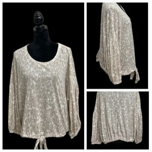 Vintage Havana leopard print, crew neck, cropped blouse with a tie front Sz S